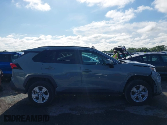 2021 Toyota RAV4 XLE with VIN 2T3W1RFV6MW163395, listed as a IAAI auction lot 42455461 with 65,840 mi miles and . Bid and sale history available at DreamBid. Image 13.