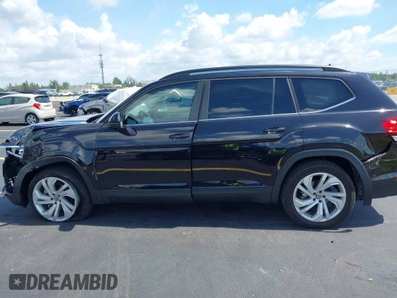 2021 Volkswagen Atlas SE with VIN 1V2WR2CA1MC607768, listed as a IAAI auction lot 42518885 with 49,286 mi miles and . Bid and sale history available at DreamBid. Image 15.