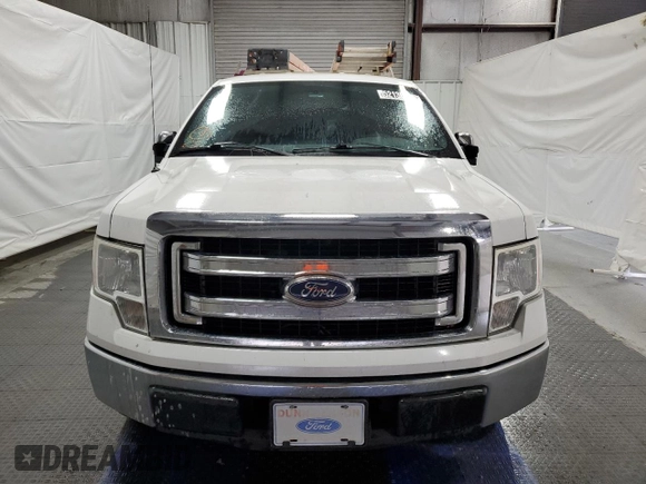 2014 Ford F-150 XL with VIN 1FTNF1CF9EKD84575, listed as a Copart auction lot 52136825 with 211,014 mi miles and Clean title. Bid and sale history available at DreamBid. Image 5.