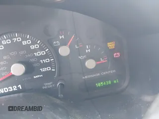 2005 Ford Explorer XLT z VIN 1FMZU63K55ZA15894, wystawiony jako IAAI lot #42262563 z przebiegiem 105 438 mil mil oraz . Historia ofert i sprzedaży dostępna na DreamBid. Obrazek 7.