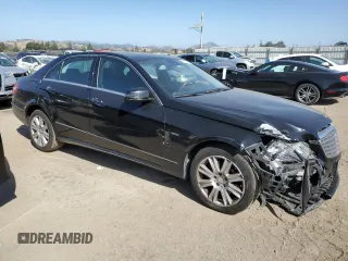2012 Mercedes-Benz E 350 Luxury with VIN WDDHF8JB7CA625435, listed as a Copart auction lot 60158045 with 100,092 mi miles and Salvage title. Bid and sale history available at DreamBid. Image 4.