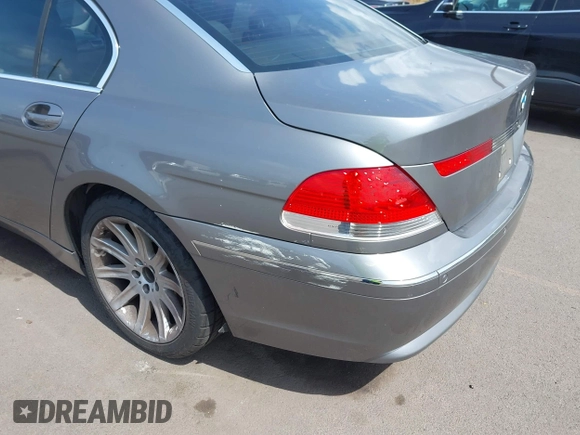 2002 BMW 7 Series 745Li с VIN WBAGN63492DR07257, выставлен на аукционе IAAI как лот 42110565 с пробегом Не указан миль и . История ставок и продаж доступна на DreamBid. Изображение 6.