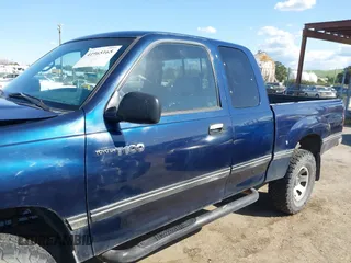 1996 Toyota T100 DX z VIN JT4UN22D8T0019270, wystawiony jako IAAI lot #41965165 z przebiegiem 217 150 mil mil oraz . Historia ofert i sprzedaży dostępna na DreamBid. Obrazek 14.
