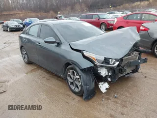 2020 Kia Forte LXS with VIN 3KPF24AD0LE197566, listed as a IAAI auction lot 41666704 with 114,737 mi miles. Bid and sale history available at carsss.com. Image 1.