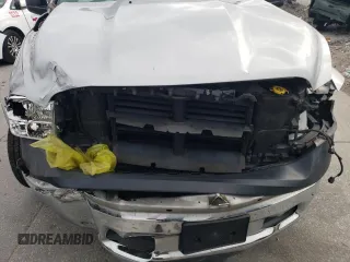 2018 Ram 1500 Tradesman z VIN 1C6RR6FG8JS147409, wystawiony jako Copart lot #55851485 z przebiegiem 116 680 mil mil oraz Szkoda całkowita • Salvage title. Historia ofert i sprzedaży dostępna na DreamBid. Obrazek 11.