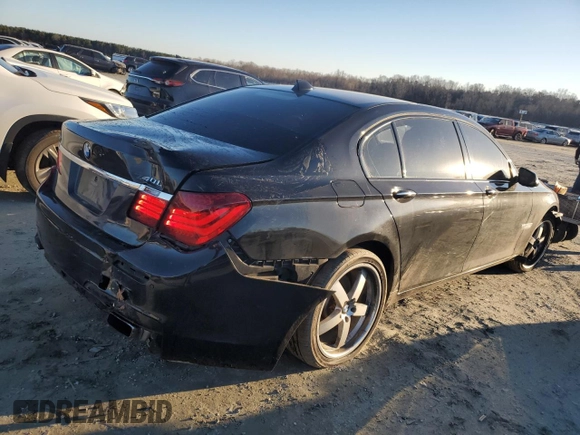 2013 BMW 7 Series 740Li xDrive with VIN WBAYF4C53DD281514, listed as a Copart auction lot 88701085 with 147,588 mi miles and Salvage title. Bid and sale history available at DreamBid. Image 3.