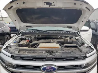 2022 Ford Expedition Max XLT z VIN 1FMJK1HT3NEA56300, wystawiony jako Copart lot #55609435 z przebiegiem 39 486 mil mil oraz Szkoda całkowita • Salvage title. Historia ofert i sprzedaży dostępna na DreamBid. Obrazek 12.