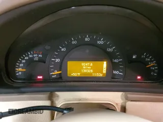2003 Mercedes-Benz C 240 z VIN WDBRF81J23F365985, wystawiony jako Copart lot #85212194 z przebiegiem 139 328 mil mil oraz Szkoda całkowita • Salvage title. Historia ofert i sprzedaży dostępna na DreamBid. Obrazek 9.