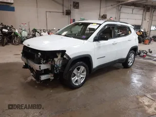 2022 Jeep Compass Latitude with VIN 3C4NJDBB9NT147839, listed as a IAAI auction lot 41620597 with 26,350 mi miles and . Bid and sale history available at DreamBid. Image 18.