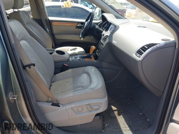 2008 Audi Q7 Premium with VIN WA1BV74L98D031947, listed as a IAAI auction lot 42544652 with Not provided miles and . Bid and sale history available at DreamBid. Image 5.