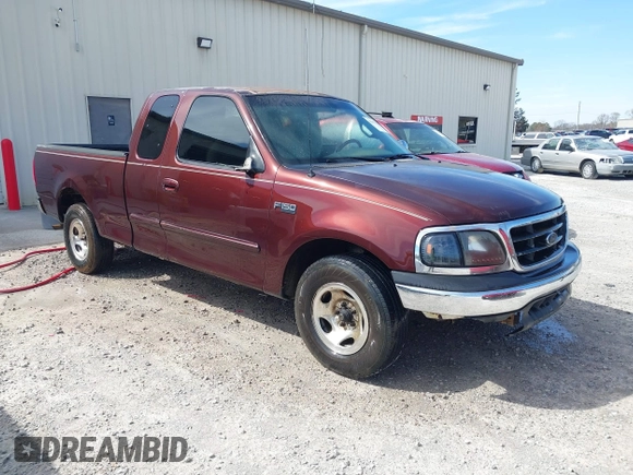 2000 Ford F-150 XL with VIN 1FTZX1725YNB34291, listed as a IAAI auction lot 41831745 with 207,119 mi miles. Bid and sale history available at carsss.com. Image 1.