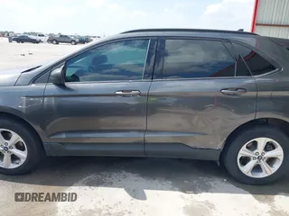 2020 Ford Edge SE z VIN 2FMPK3G99LBB59628, wystawiony jako IAAI lot #42403314 z przebiegiem 62 066 mil mil oraz . Historia ofert i sprzedaży dostępna na DreamBid. Obrazek 14.
