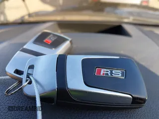 2021 Audi RS 5 z VIN WUANWAF50MA903670, wystawiony jako IAAI lot #41266483 z przebiegiem 36 200 mil mil oraz . Historia ofert i sprzedaży dostępna na DreamBid. Obrazek 11.