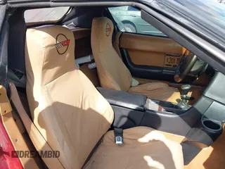 1991 Chevrolet Corvette z VIN 1G1YY3382M5116414, wystawiony jako IAAI lot #42219110 z przebiegiem Nie podano mil oraz . Historia ofert i sprzedaży dostępna na DreamBid. Obrazek 8.