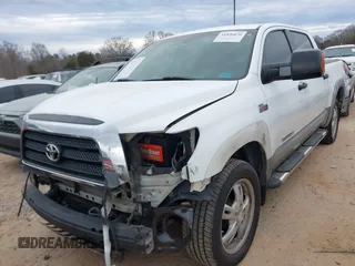 2007 Toyota Tundra SR5 with VIN 5TBDV54117S489964, listed as a IAAI auction lot 41426476 with 217,606 mi miles. Bid and sale history available at carsss.com. Image 17.