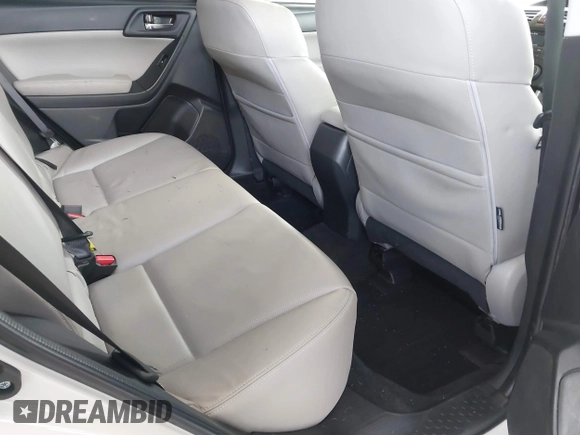 2015 Subaru Forester 2.5i Limited with VIN JF2SJAHC5FH570985, listed as a IAAI auction lot 41950306 with 164,632 mi miles. Bid and sale history available at carsss.com. Image 8.