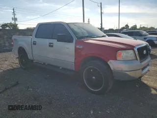 2004 Ford F-150 XLT with VIN 1FTPW14524KA67802, listed as a Copart auction lot 87578135 with 211,584 mi miles and Clean Title. Bid and sale history available at carsss.com. Image 4.