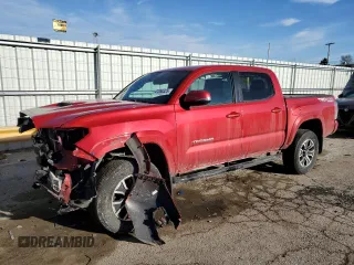 2021 Toyota Tacoma 4WD SR with VIN 5TFCZ5AN1MX249799, listed as a Copart auction lot 41850325 with 71,564 mi miles and Salvage Title. Bid and sale history available at carsss.com. Image 1.