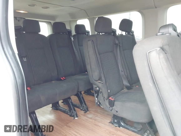 2016 Ford Transit XL z VIN 1FBZX2ZM3GKA80563, wystawiony jako IAAI lot #41874307 z przebiegiem 197 270 mil mil oraz . Historia ofert i sprzedaży dostępna na DreamBid. Obrazek 18.