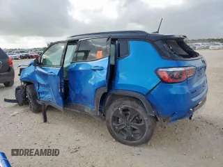2019 Jeep Compass Latitude с VIN 3C4NJDBB4KT761614, выставлен на аукционе Copart как лот 60567995 с пробегом Не указан миль и Списание • Salvage title. История ставок и продаж доступна на DreamBid. Изображение 2.