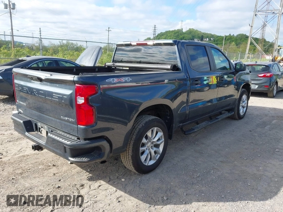 2021 Chevrolet Silverado 1500 Custom with VIN 1GCPYBEK1MZ450268, listed as a IAAI auction lot 42184650 with 30,642 mi miles and . Bid and sale history available at DreamBid. Image 4.