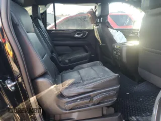 2023 Chevrolet Suburban LT z VIN 1GNSKCKDXPR113715, wystawiony jako Copart lot #47182825 z przebiegiem 195 338 mil mil oraz Szkoda całkowita • Salvage title. Historia ofert i sprzedaży dostępna na DreamBid. Obrazek 11.