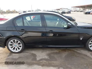 2011 BMW 3 Series 328i xDrive with VIN WBAPK5G50BNN24565, listed as a IAAI auction lot 41696511 with 112,008 mi miles. Bid and sale history available at carsss.com. Image 13.