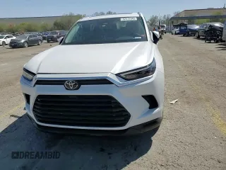 2024 Toyota Highlander XLE z VIN 5TDAAAB53RS061224, wystawiony jako Copart lot #52572945 z przebiegiem 15 604 mil mil oraz Szkoda całkowita • Salvage title. Historia ofert i sprzedaży dostępna na DreamBid. Obrazek 11.