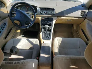 1994 Honda Accord LX with VIN 1HGCD5638RA124560, listed as a Copart auction lot 48772515 with 208,265 mi miles and Salvage Title. Bid and sale history available at carsss.com. Image 8.