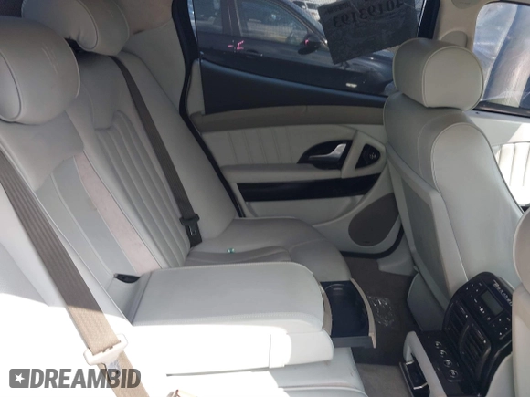 2007 Maserati Quattroporte with VIN ZAMFE39A870029065, listed as a IAAI auction lot 40193193 with 48,620 mi miles. Bid and sale history available at carsss.com. Image 8.