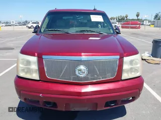 2003 Chevrolet Tahoe LS with VIN 1GNEC13TX3J252997, listed as a IAAI auction lot 42504734 with 118,972 mi miles and . Bid and sale history available at DreamBid. Image 12.