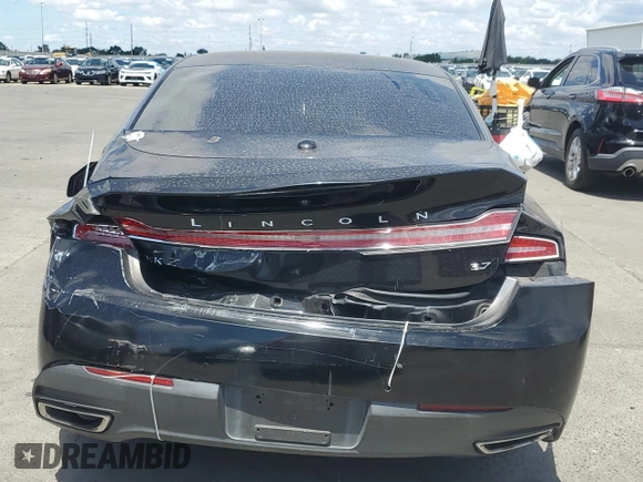 2014 Lincoln MKZ z VIN 3LN6L2GK3ER828065, wystawiony jako Copart lot #56925665 z przebiegiem 187 050 mil mil oraz Szkoda całkowita • Salvage title. Historia ofert i sprzedaży dostępna na DreamBid. Obrazek 6.