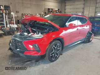 2023 Chevrolet Blazer RS z VIN 3GNKBKRS7PS159319, wystawiony jako IAAI lot #41213680 z przebiegiem 54 959 mil mil oraz . Historia ofert i sprzedaży dostępna na DreamBid. Obrazek 18.