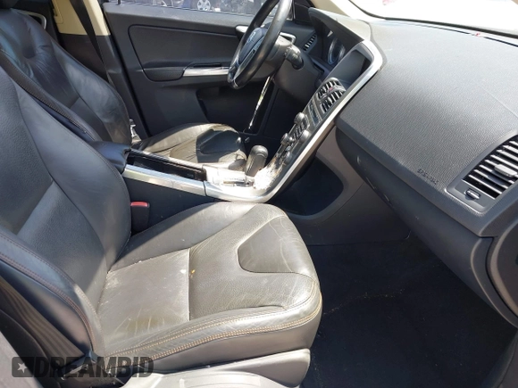 2012 Volvo XC60 3.2L with VIN YV4952DL8C2290826, listed as a IAAI auction lot 42067621 with 217,562 mi miles and . Bid and sale history available at DreamBid. Image 5.