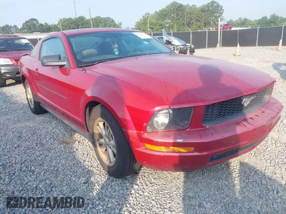 2008 Ford Mustang Deluxe with VIN 1ZVHT80N085207259, listed as a IAAI auction lot 42576121 with 122,089 mi miles and . Bid and sale history available at DreamBid. Image 1.