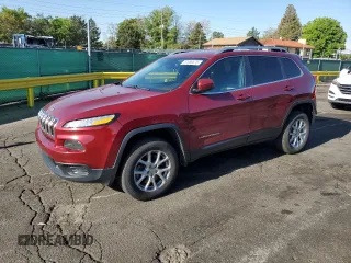 2014 Jeep Cherokee Latitude z VIN 1C4PJMCB4EW188025, wystawiony jako Copart lot #57686575 z przebiegiem 95 004 mil mil oraz Szkoda całkowita • Salvage title. Historia ofert i sprzedaży dostępna na DreamBid. Obrazek 1.
