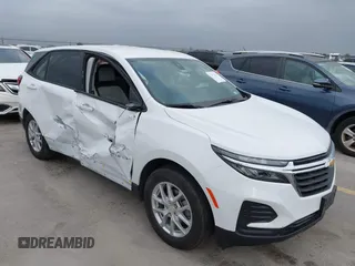 2024 Chevrolet Equinox LS z VIN 3GNAXHEG4RL217496, wystawiony jako IAAI lot #41932850 z przebiegiem 26 583 mil mil oraz . Historia ofert i sprzedaży dostępna na DreamBid. Obrazek 1.