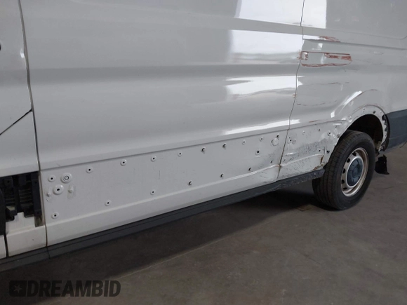 2019 Ford Transit with VIN 1FTBW2CM6KKB73059, listed as a IAAI auction lot 42143526 with 114,147 mi miles. Bid and sale history available at carsss.com. Image 6.