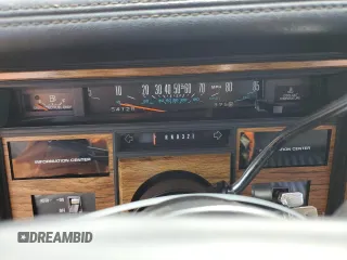 1985 Cadillac Eldorado z VIN 1G6EL578XFE614641, wystawiony jako Copart lot #75663984 z przebiegiem 54 128 mil mil oraz Szkody całkowita. Historia ofert i sprzedaży dostępna na DreamBid. Obrazek 9.