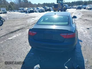 2009 Audi A5 z VIN WAUDK78T29A019706, wystawiony jako IAAI lot #41697518 z przebiegiem 136 722 mil mil oraz . Historia ofert i sprzedaży dostępna na DreamBid. Obrazek 16.