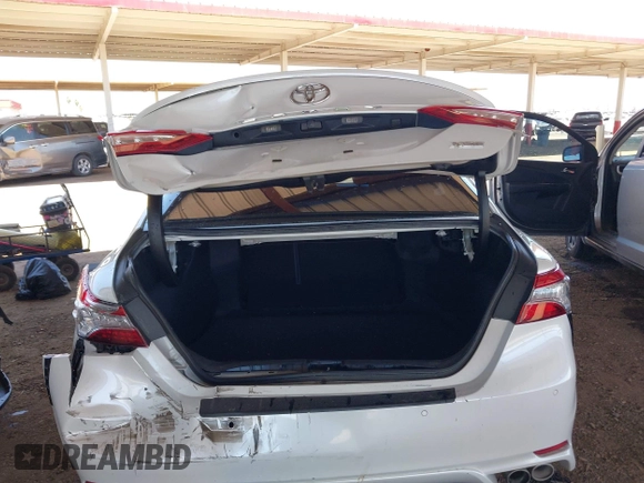 2018 Toyota Camry XSE with VIN 4T1BZ1HK3JU014085, listed as a IAAI auction lot 42235395 with 67,447 mi miles and . Bid and sale history available at DreamBid. Image 16.