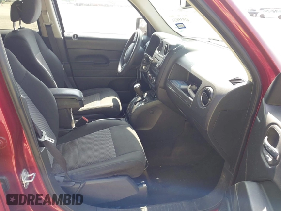 2017 Jeep Patriot Sport z VIN 1C4NJPBBXHD103389, wystawiony jako IAAI lot #41935831 z przebiegiem 86 155 mil mil oraz . Historia ofert i sprzedaży dostępna na DreamBid. Obrazek 5.