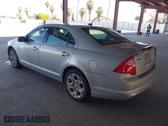 2010 Ford Fusion SE with VIN 3FAHP0HG7AR155281, listed as a IAAI auction lot 41969735 with 132,156 mi miles and . Bid and sale history available at carsss.com. Image 3.