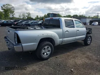 2006 Toyota Tacoma with VIN 5TEMU52N16Z208425, listed as a Copart auction lot 62298415 with 204,676 mi miles and Salvage title. Bid and sale history available at DreamBid. Image 3.
