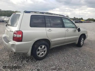 2005 Toyota Highlander with VIN JTEDP21A850060322, listed as a Copart auction lot 71730914 with 254,151 mi miles and Salvage Title. Bid and sale history available at carsss.com. Image 3.