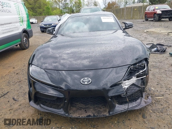 2022 Toyota Supra 3.0 with VIN WZ1DB0C01NW051973, listed as a IAAI auction lot 42030614 with Not Provided miles and . Bid and sale history available at DreamBid. Image 13.