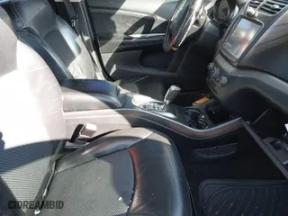 2015 Dodge Journey Crossroad with VIN 3C4PDCGG9FT682881, listed as a IAAI auction lot 41679540 with 999,999 mi miles. Bid and sale history available at carsss.com. Image 5.