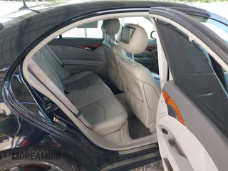 2005 Mercedes-Benz E-Class 3.2L with VIN WDBUF65J05A634879, listed as a IAAI auction lot 39904592 with 4,835 mi miles. Bid and sale history available at carsss.com. Image 8.