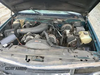 1995 Chevrolet Suburban with VIN 1GNFK16K0SJ430411, listed as a Copart auction lot 79208624 with 316,229 mi miles and Salvage Title. Bid and sale history available at carsss.com. Image 12.