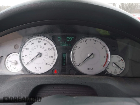 2006 Chrysler 300 C with VIN 2C3LK63H26H140295, listed as a IAAI auction lot 41474372 with 150,070 mi miles. Bid and sale history available at carsss.com. Image 7.